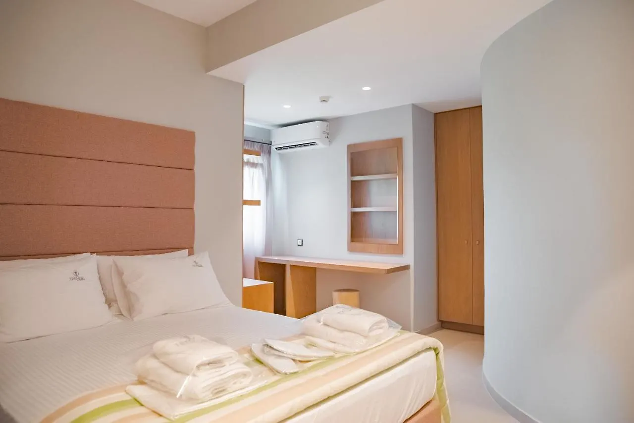 Tresor Sousouras Hotel Hanioti 4*,