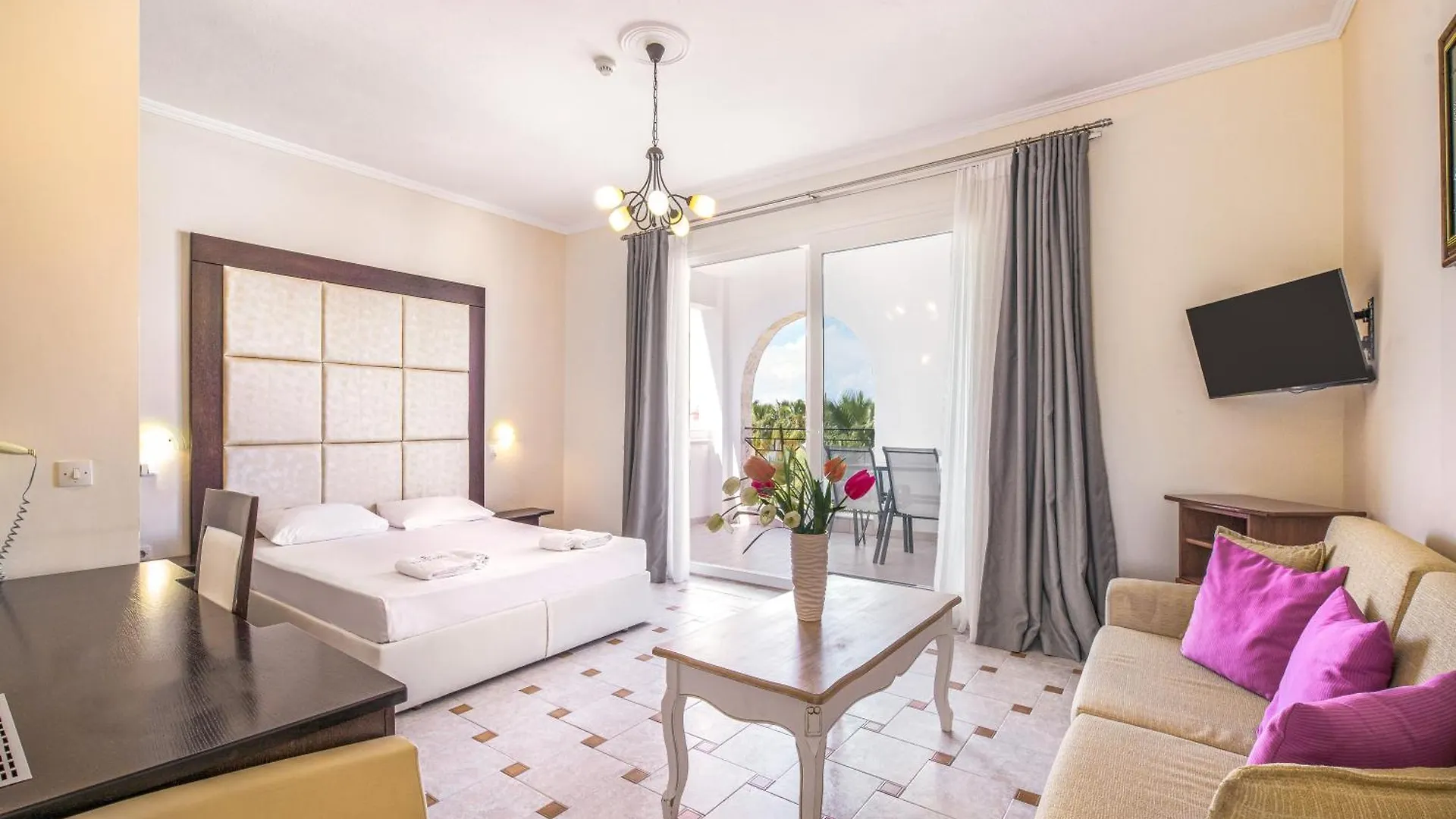 Tresor Sousouras Hotel Hanioti